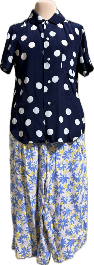 ブラウスにリラコの上にデニム着物で洋服ミックス