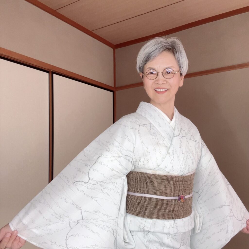 気軽なポリの夏着物にからむしの帯