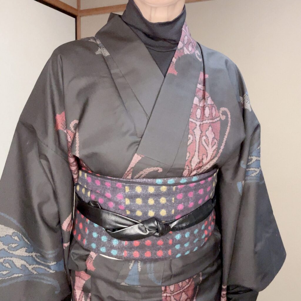 カジュアルな着物には帯締めの代わりにベルトでも大丈夫