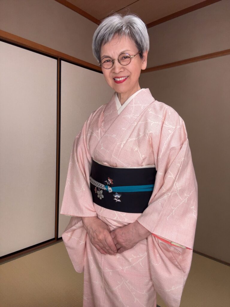 姉の嫁入り支度の紬に今の私の帯と小物を組み合わせて着てみました