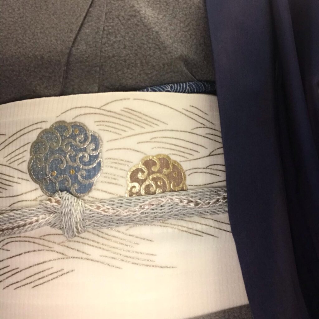 帯を主役にしたコーディネート