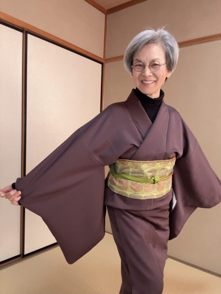 冬はタートルネックが合わせやすいです